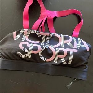 Victoria’s sport sports bra